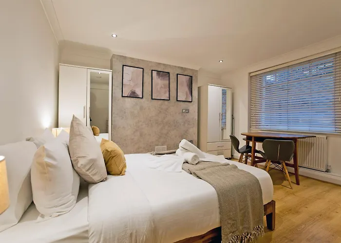 Imperial Argyle Square Apartment